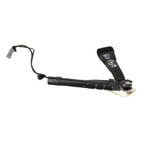 Attache ceinture avant gauche