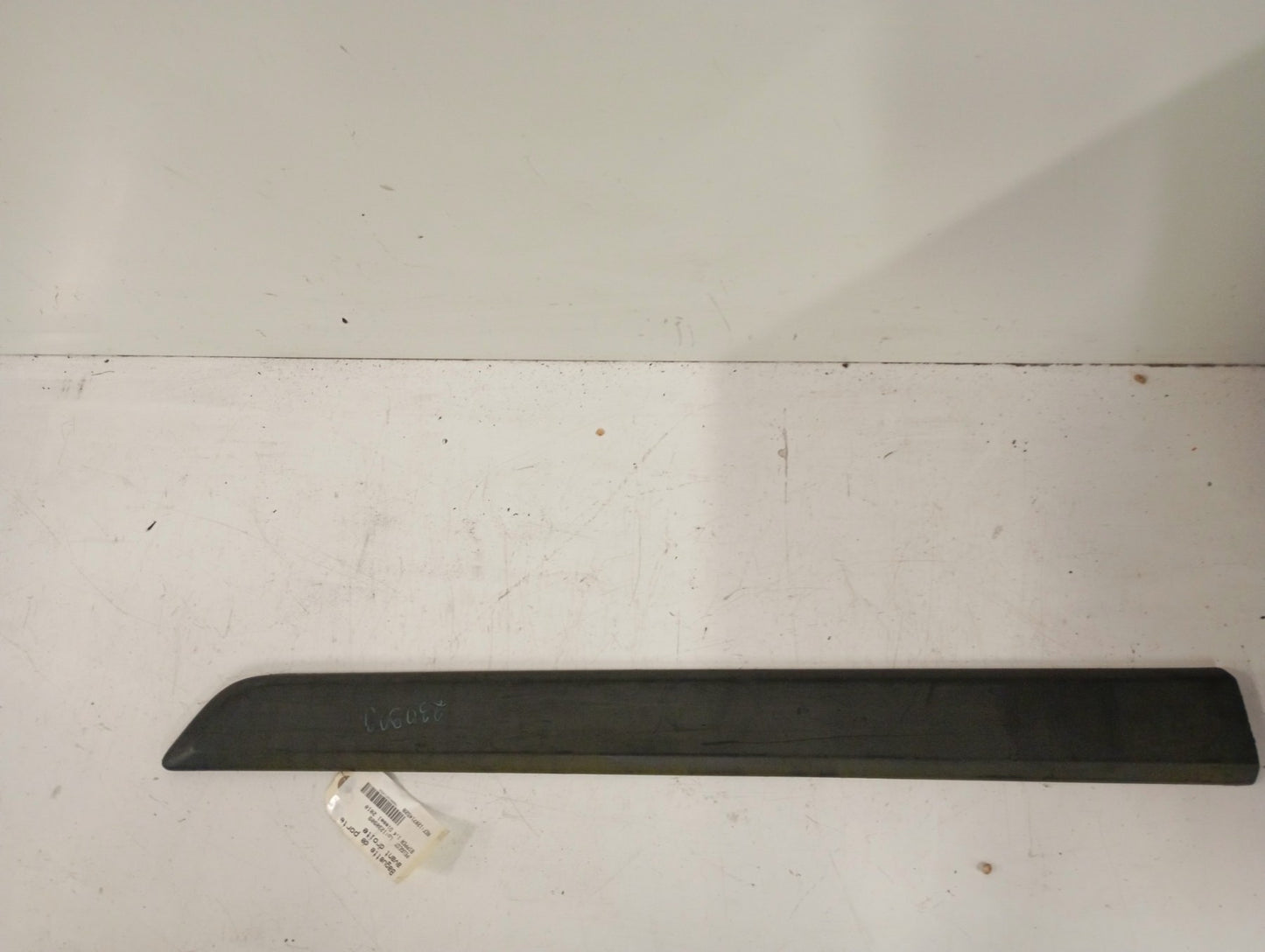 Baguette de porte avant droite