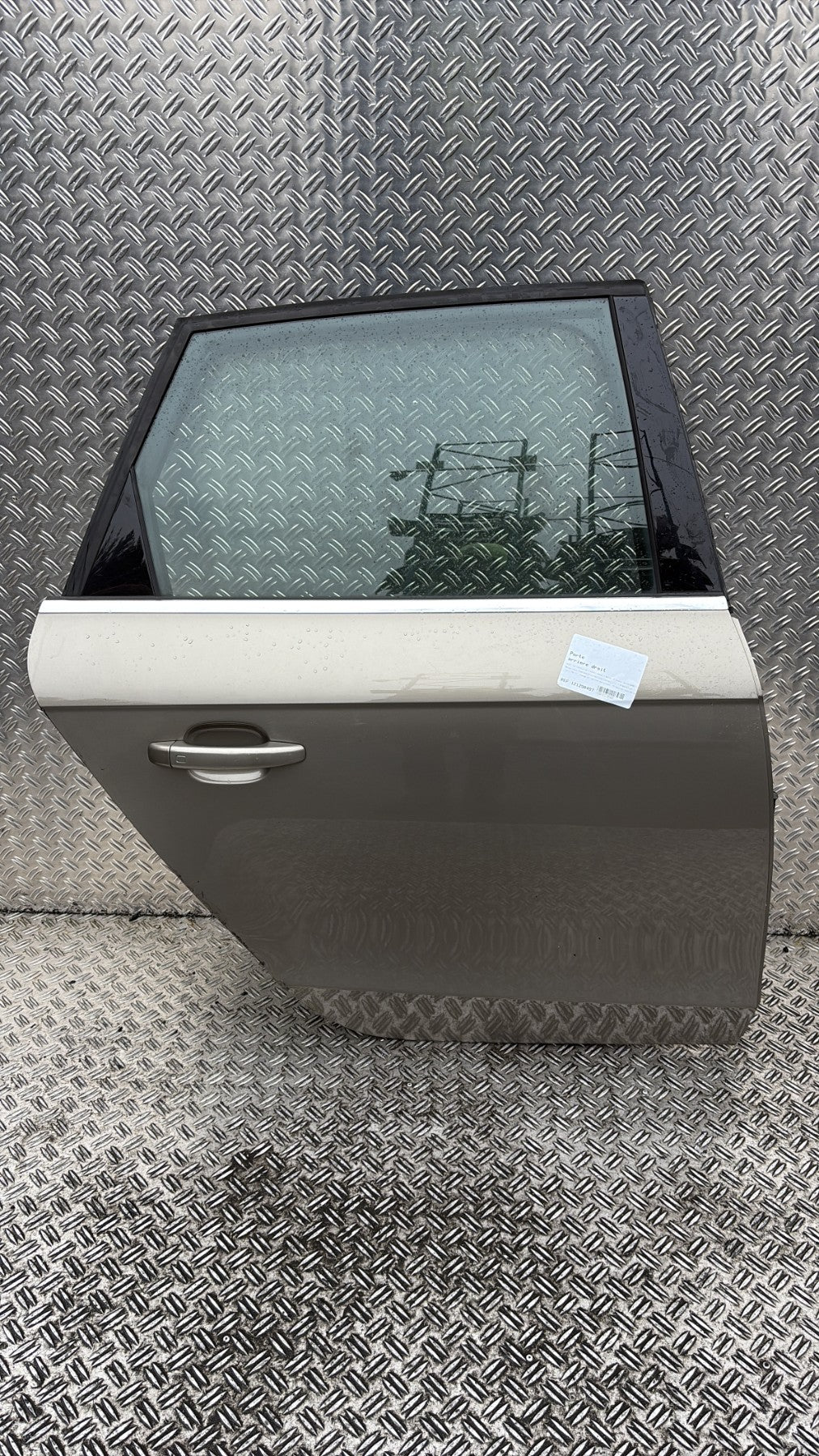 Porte arriere droit - AUDI A4 3 AVANT PHASE 1 BREAK 2009.0