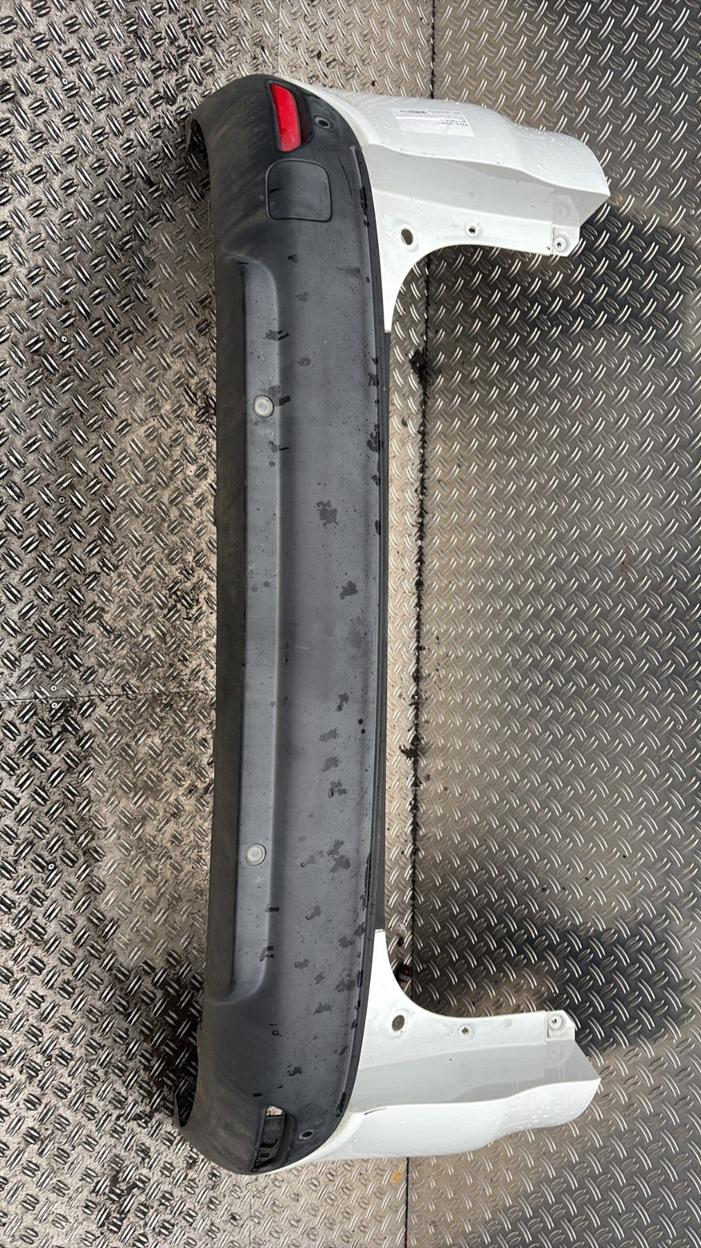 Pare choc arriere - RENAULT CLIO 4 PHASE 2 BREAK 2016.0