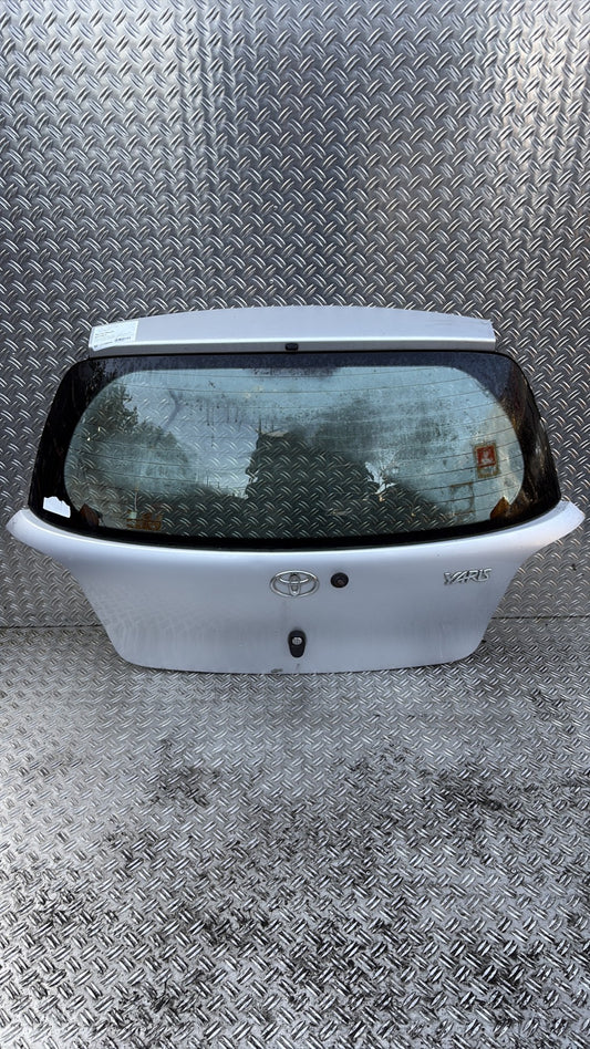 Malle/Hayon arriere - TOYOTA YARIS 1 PHASE 1 (2002)