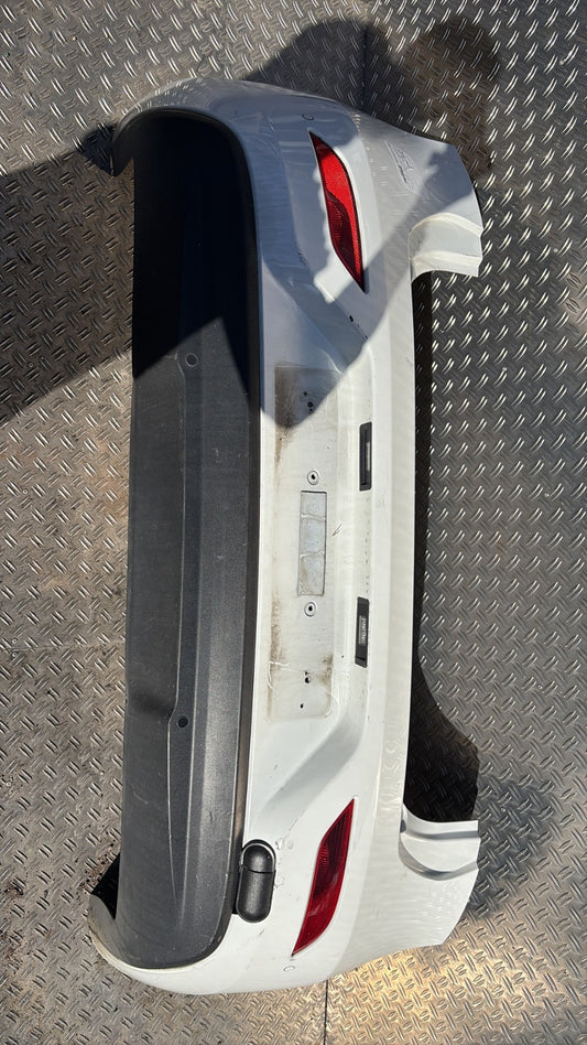 Pare choc arriere - VOLVO V 40 2 PHASE 1 BREAK 2012.0