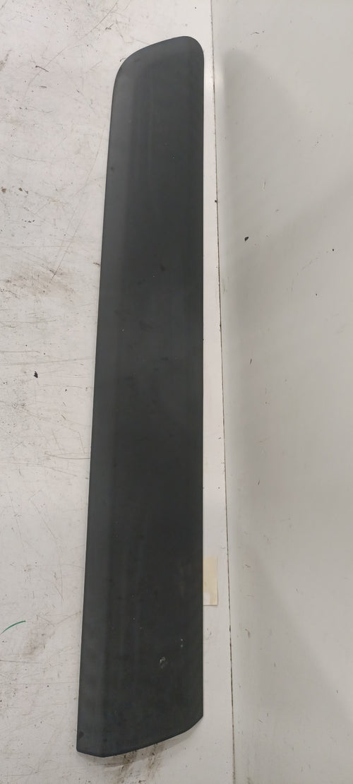Baguette de porte avant droite