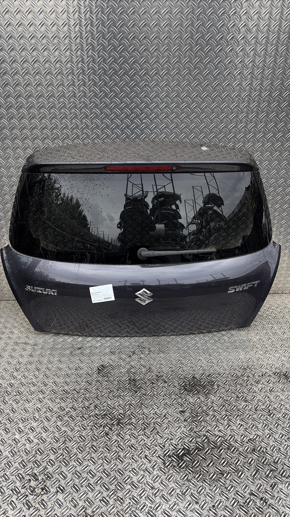 Malle/Hayon arriere - SUZUKI SWIFT 4 (2015)