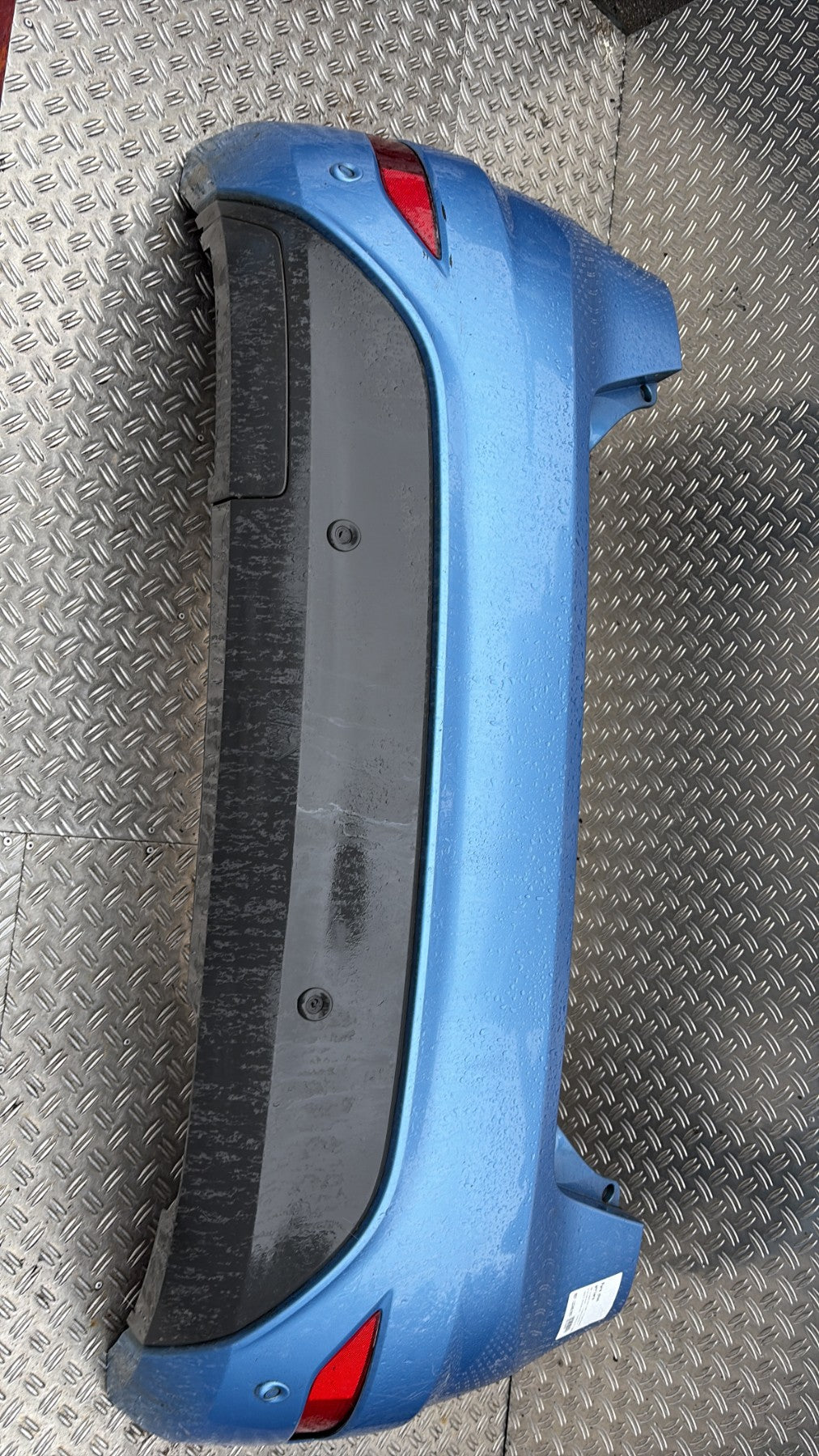 Pare choc arriere - FORD FIESTA 6 PHASE 1 2011.0