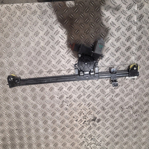 Moteur leve vitre avant droit