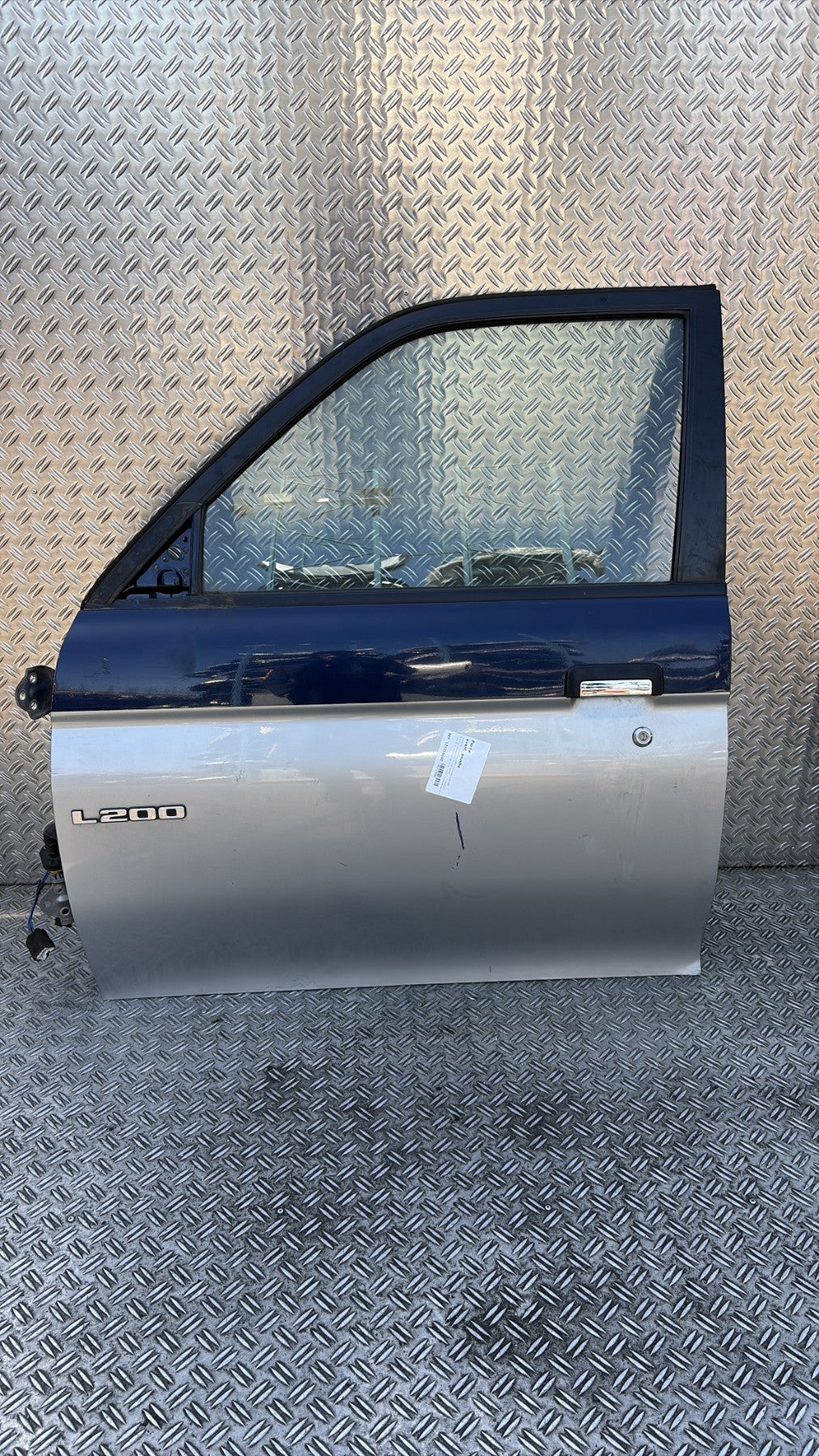 Porte avant gauche - MITSUBISHI L 200 2 2000.0