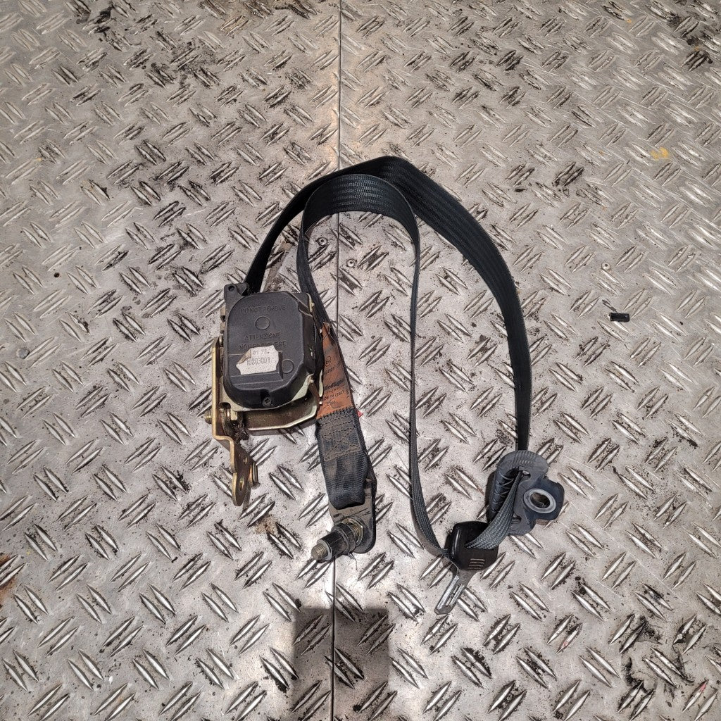 Ceinture avant droit