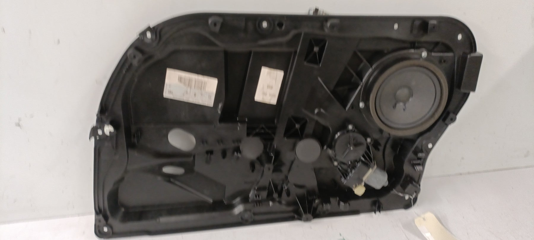 Moteur leve vitre avant droit