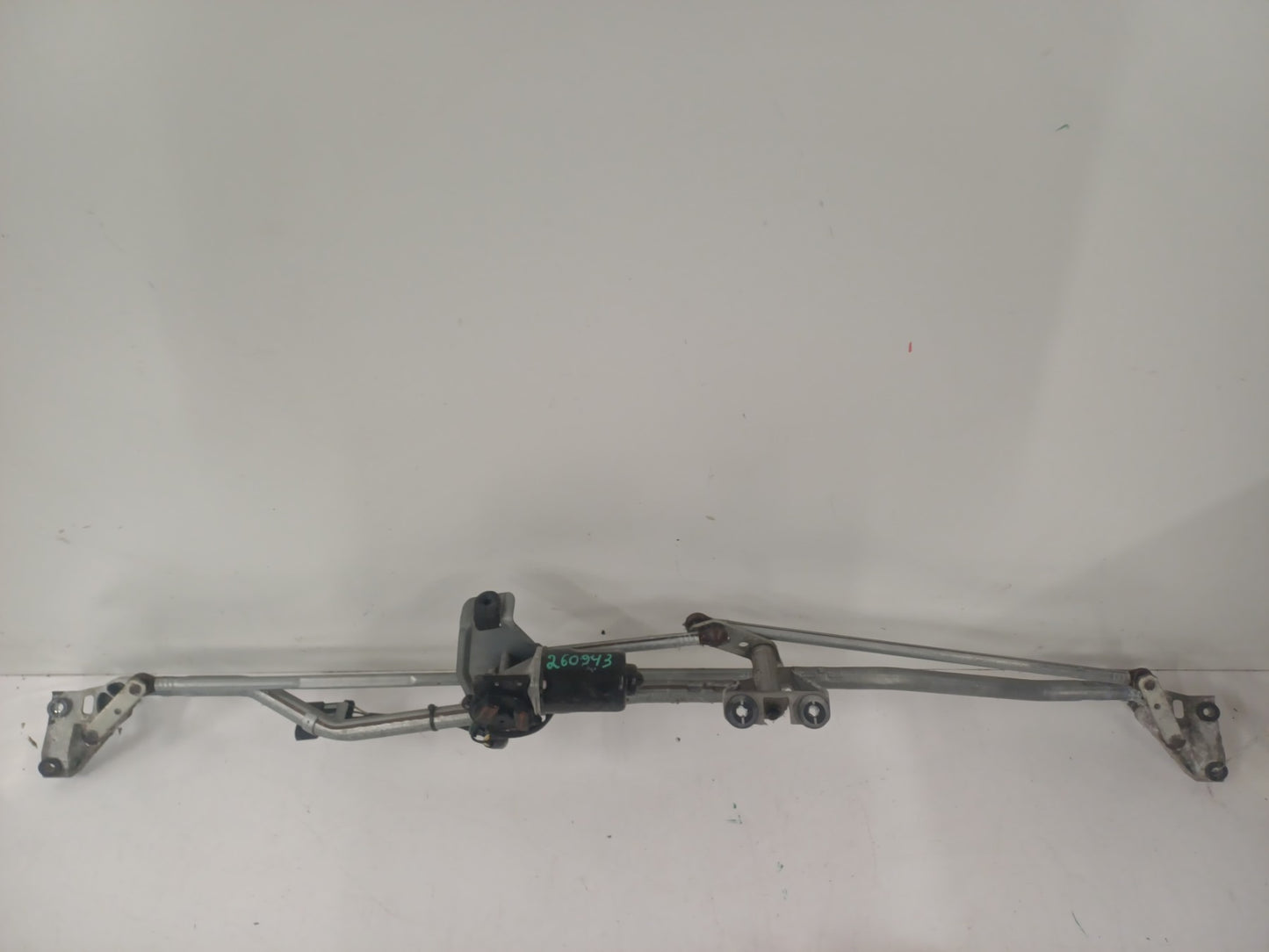 Moteur essuie glace avant