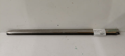 Baguette de porte avant gauche