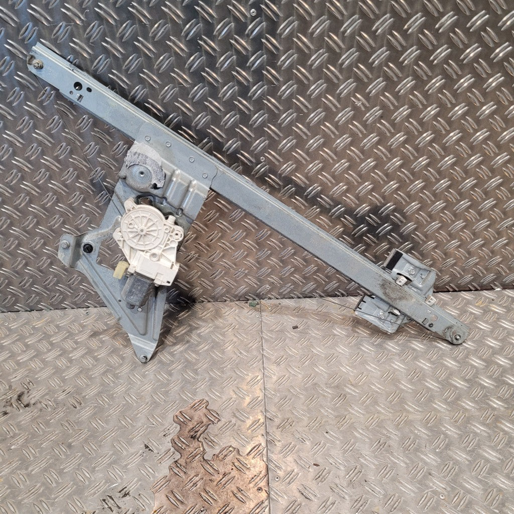 Leve vitre electrique avant droit