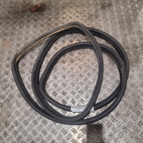 Joint de porte avant droite