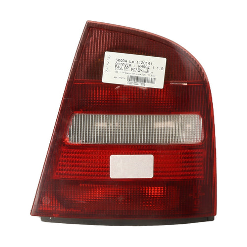 Feu arriere principal droit (feux) - SKODA OCTAVIA 1 PHASE 1
