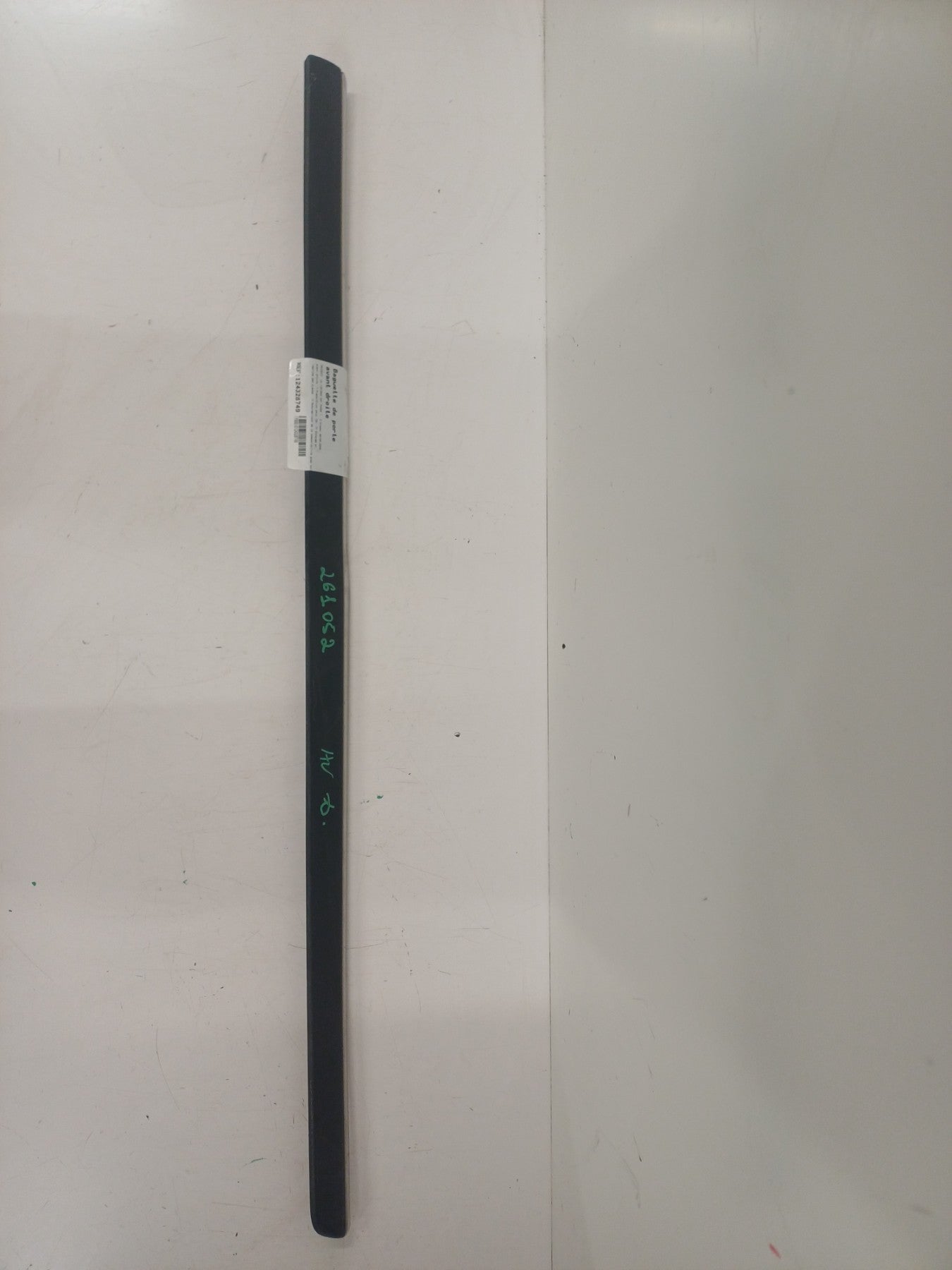 Baguette de porte avant droite