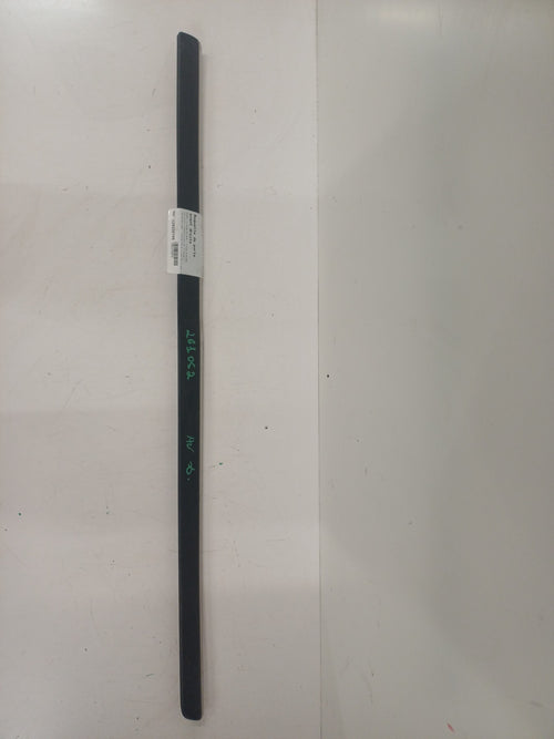 Baguette de porte avant droite