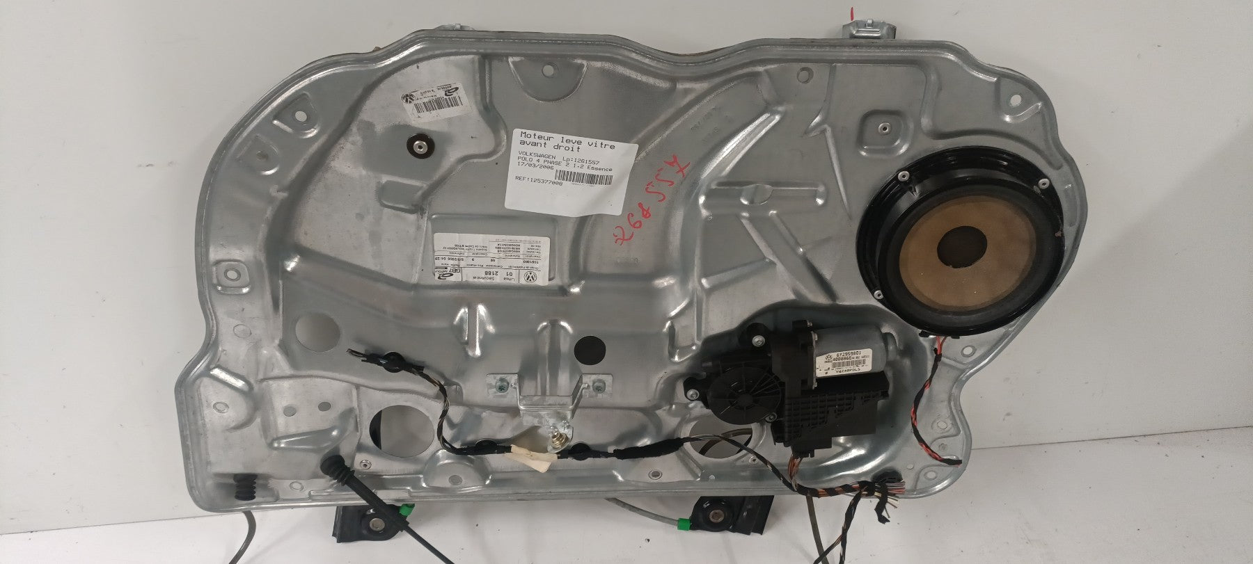 Moteur leve vitre avant droit