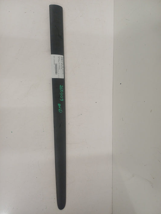 Baguette de porte avant droite