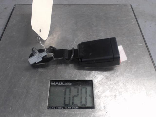 Attache ceinture avant gauche
