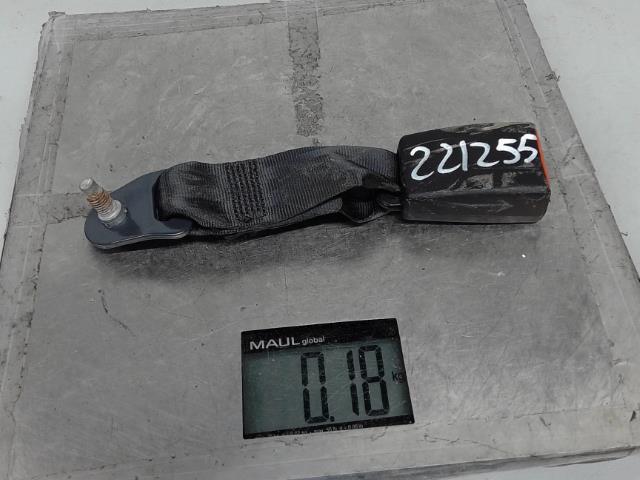 Attache ceinture arriere droit