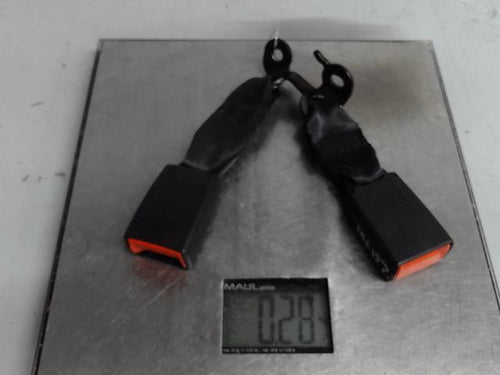 Attache ceinture arriere gauche