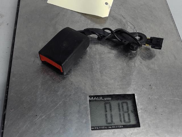 Attache ceinture arriere gauche