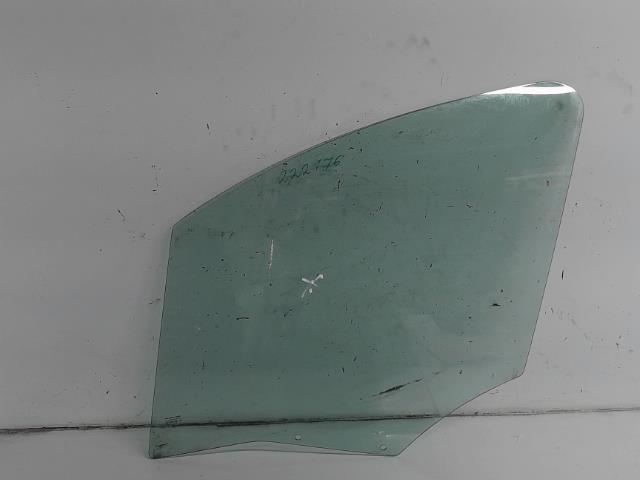 Vitre avant gauche
