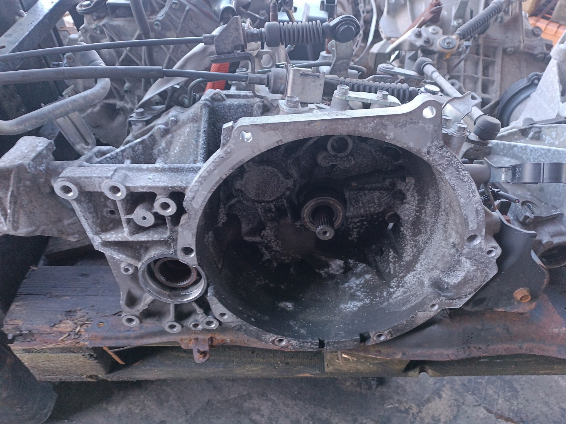 Boite de vitesses - MITSUBISHI OUTLANDER 2 PHASE 2 2011.0