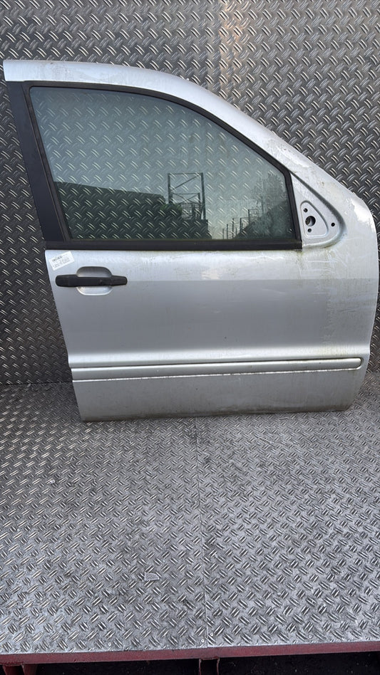 Porte avant droit - MERCEDES CLASSE M 163 PHASE 2 2003.0