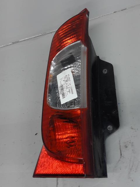 Feu arriere principal gauche (feux)