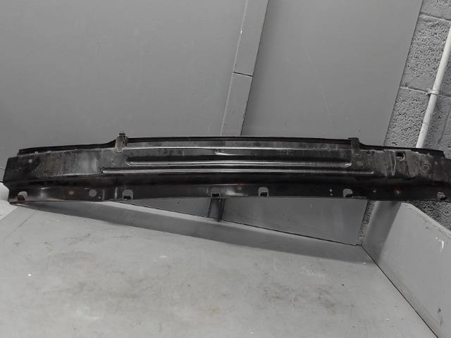 Renfort pare choc avant (traverse)