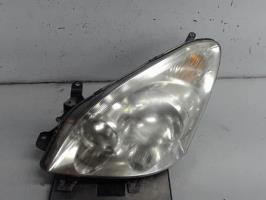 Optique avant principal gauche (feux)(phare) - TOYOTA COROLLA VERSO 2 PHASE 2