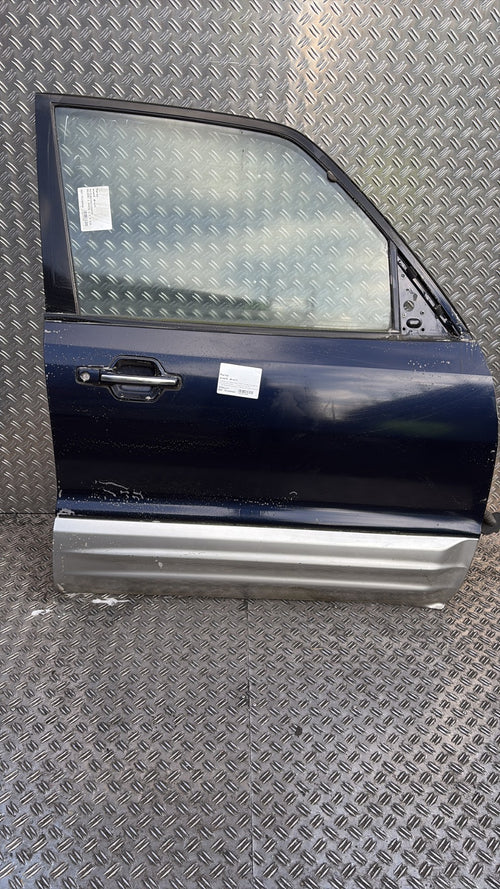Porte avant droit - MITSUBISHI PAJERO 3 PHASE 1 2002.0