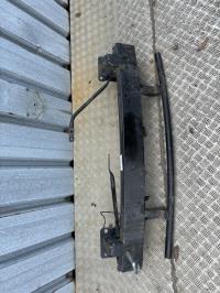 Renfort pare choc avant (traverse) DODGE AVENGER 2008