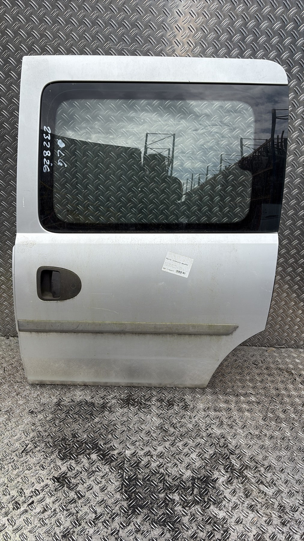 Porte laterale gauche - OPEL COMBO C PHASE 1 2004.0