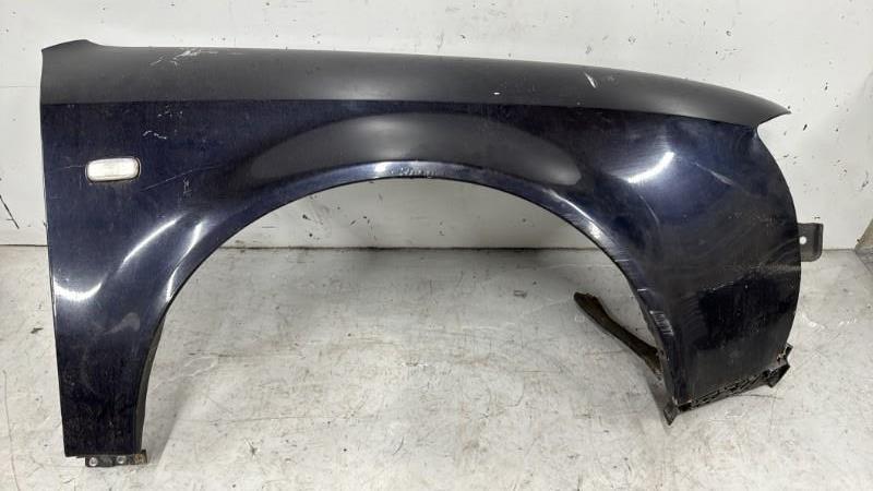 Aile avant droit - AUDI A6 2 PHASE 1 (2000)
