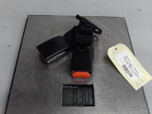 Attache ceinture arriere gauche