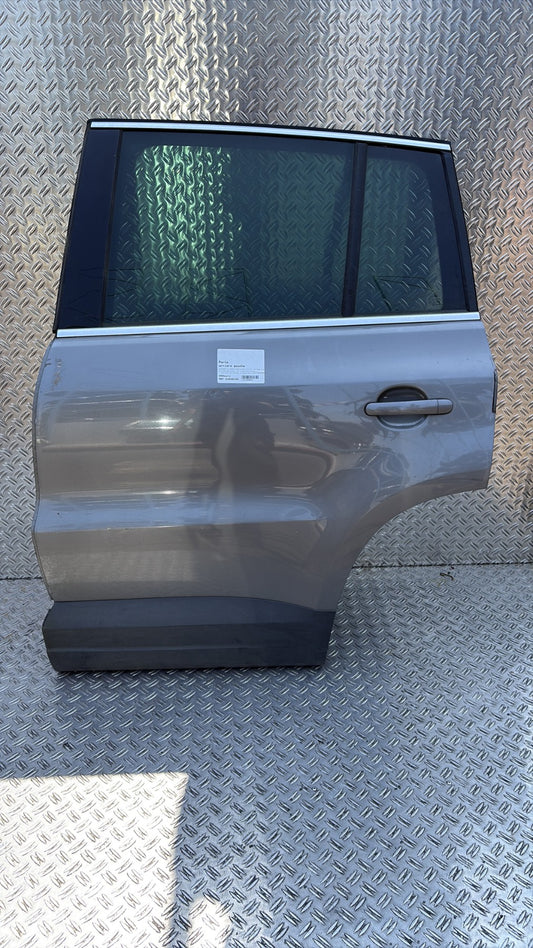 Porte arriere gauche - VOLKSWAGEN TIGUAN 1 PHASE 1 2009.0