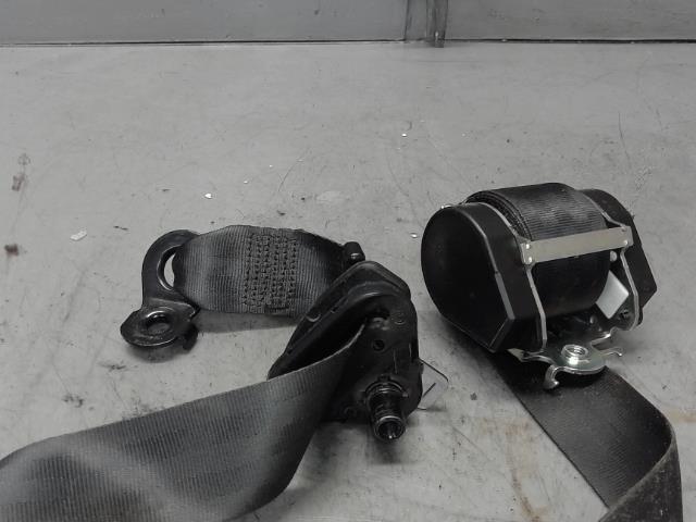 Ceinture avant droit