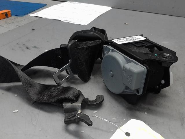 Ceinture avant droit