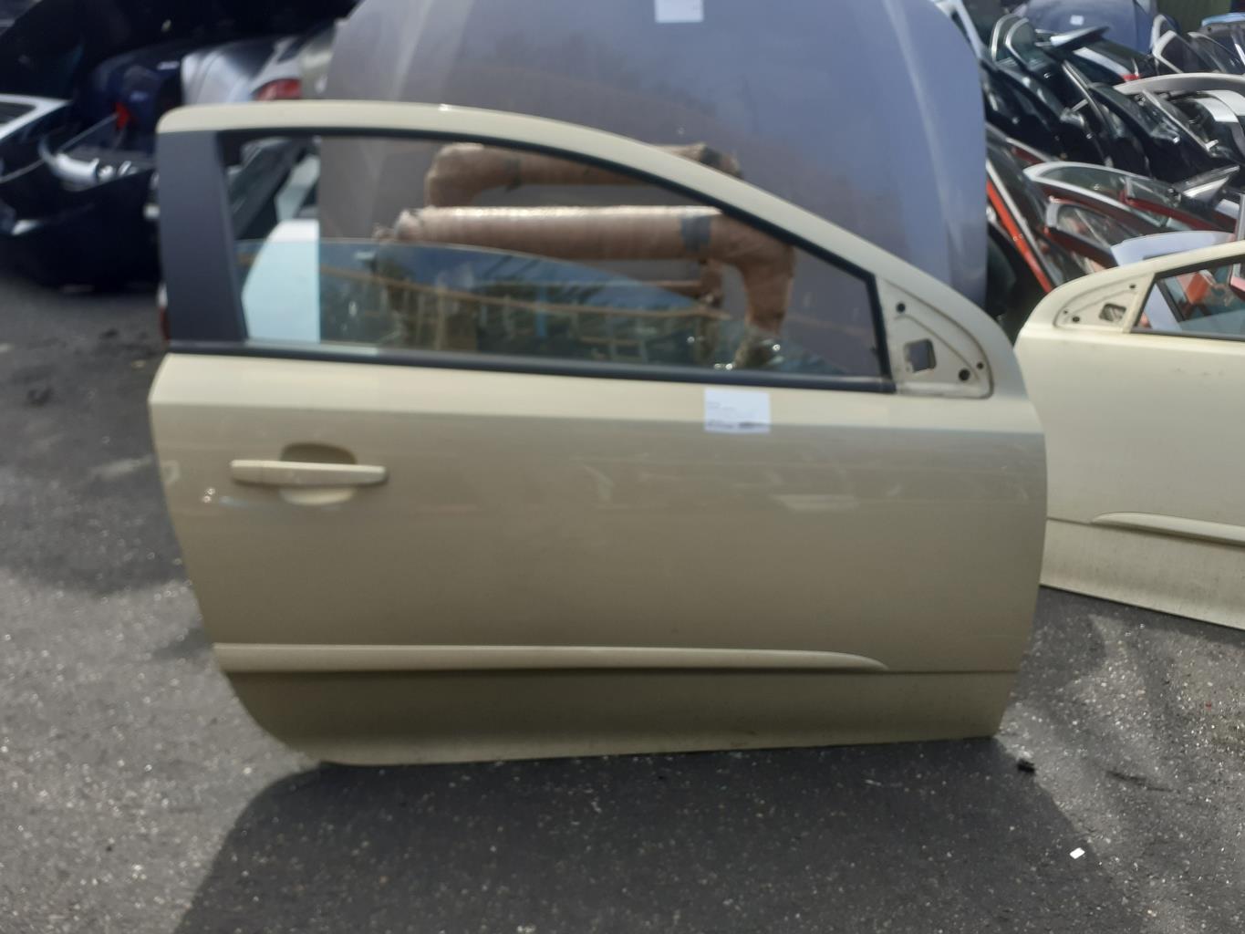 Porte avant droit