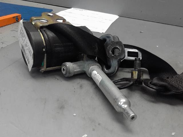 Ceinture avant gauche