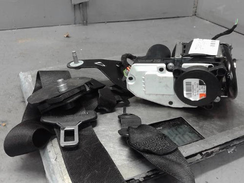 Ceinture avant droit