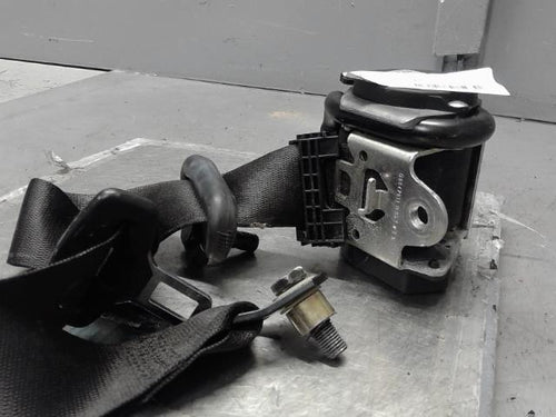 Ceinture avant gauche