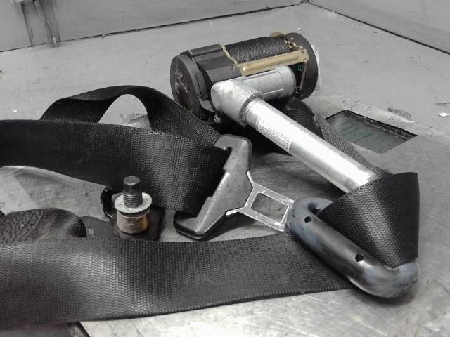 Ceinture avant gauche