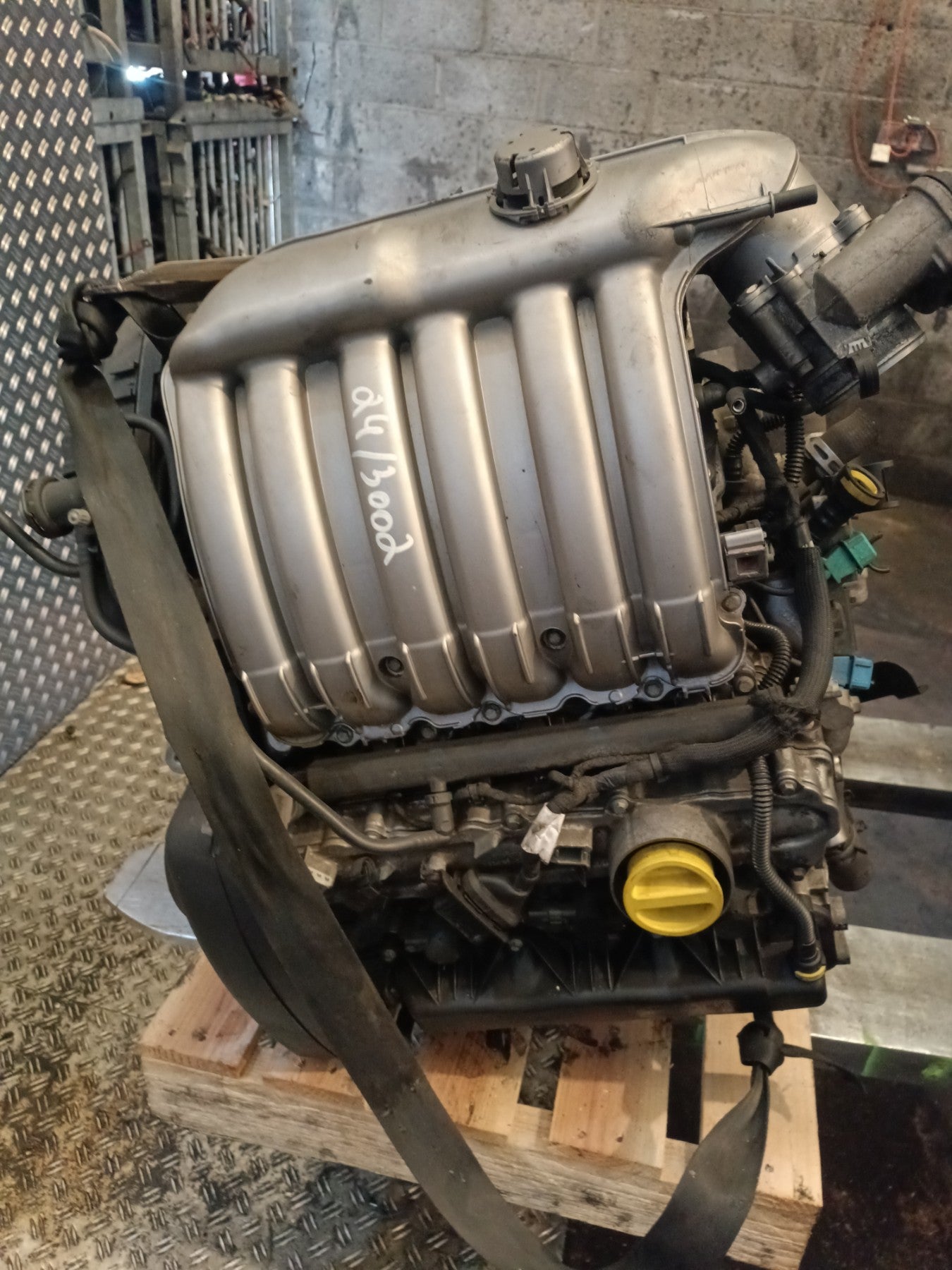 Moteur - RENAULT LAGUNA 2 PHASE 1 2004.0