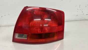 Feu arriere principal droit (feux) - AUDI A4 2 AVANT PHASE 1 BREAK