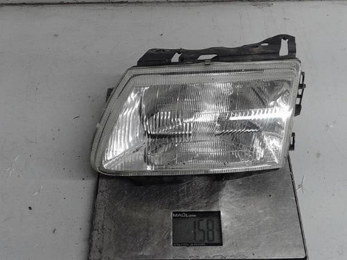 Optique avant principal gauche (feux)(phare)