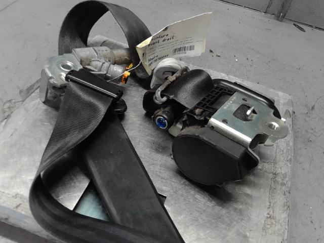Ceinture avant droit