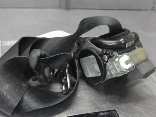 Ceinture avant gauche